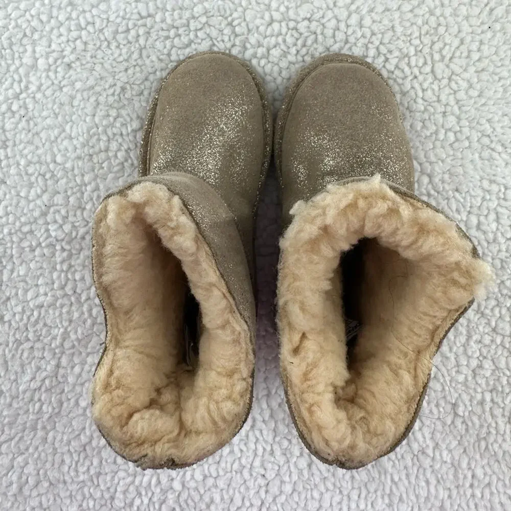 BearPaw gold glitter